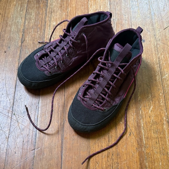 Patagonia activist high top down sneaker women’s 8 - Picture 1 of 7